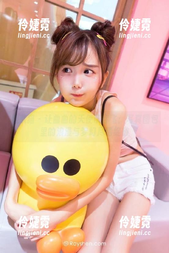 轰趴猫 - 让曲曲的天使带你飞：写真图包里的浪漫与梦幻尽情绽放-伶婕霓