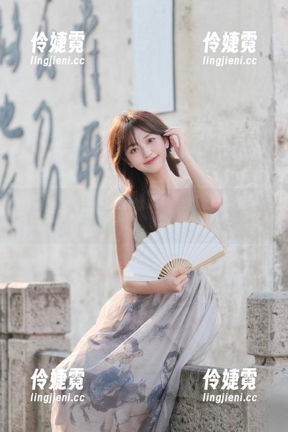 微密圈 - 不容错过！辣妈女神VIP会员专属套图，3月免费订阅活动来袭！-伶婕霓