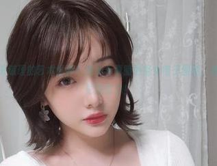 探索雯妹不讲道理的艺术世界！免费下载暗黑修女电子图册，感受极致的视觉冲击力！