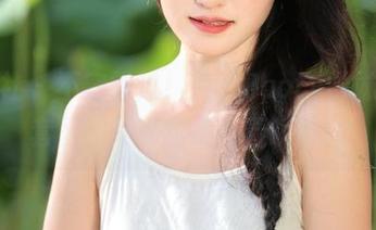 魅妍社 - 不容错过！芝芝Booty学妹最新套图，尽享甜美青春瞬间！