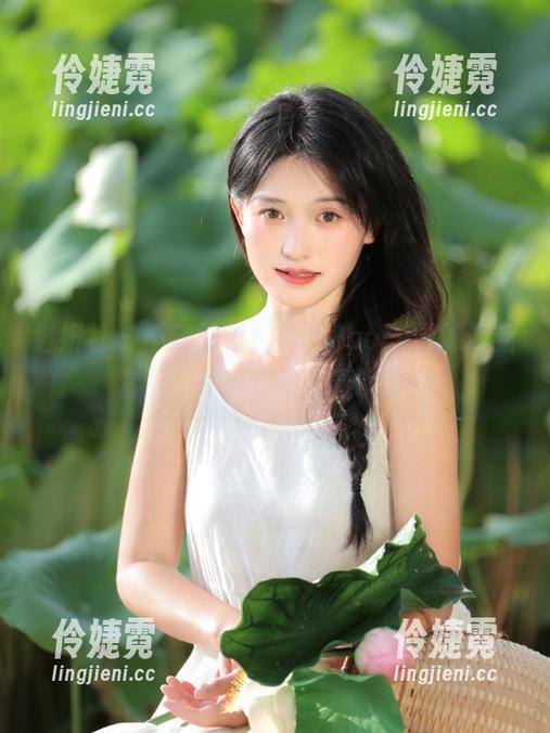 魅妍社 - 不容错过！芝芝Booty学妹最新套图，尽享甜美青春瞬间！-伶婕霓