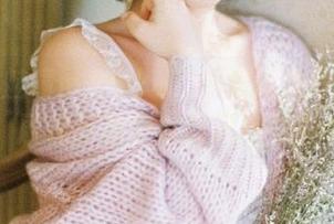 迷人“魅瞳meroko”少女高清写真合集，展现青春少女的风格与魅力