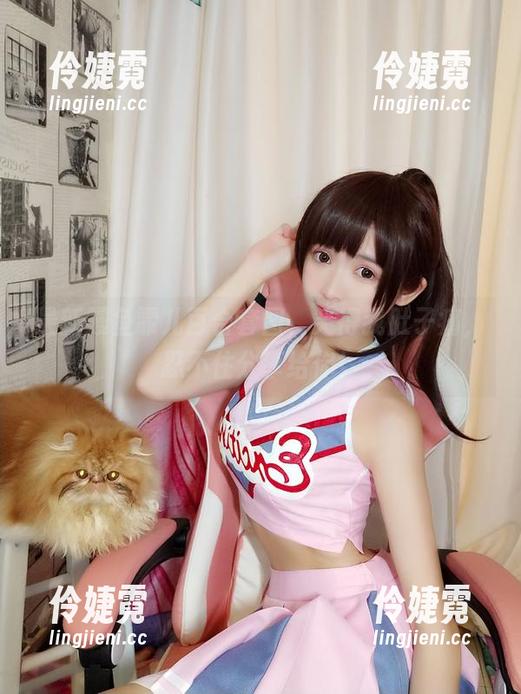 最新鳗鱼霏儿百合套图，笑得我肚子痛，忍不住分享给你！-伶婕霓